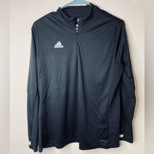 Clima cool adidas sweater with pockets size L